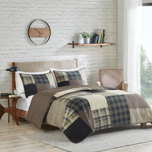 Winter Hills 3-Piece Tan King/Cal King Quilt Mini Set